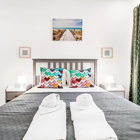 157 A - Charming Santos Wpatio *