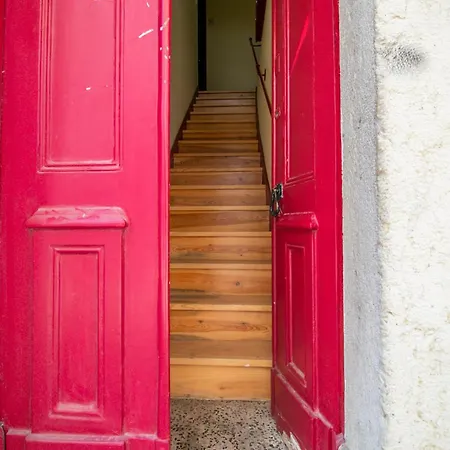Apartment 157 A - Charming Santos Wpatio Lisbon